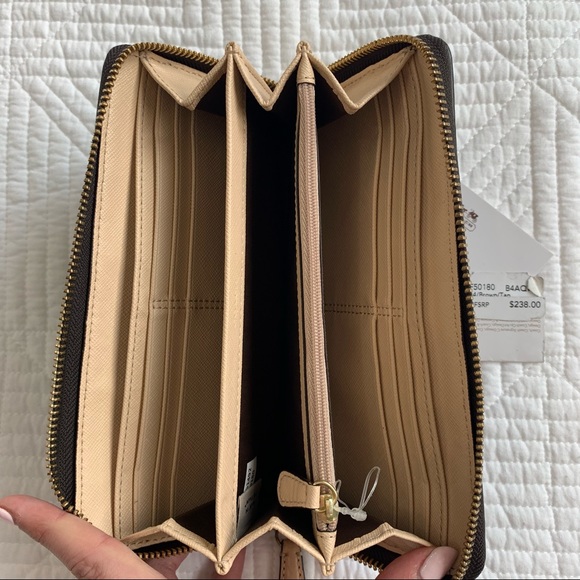 Zipper Coach Wallet - Picture 11 of 11